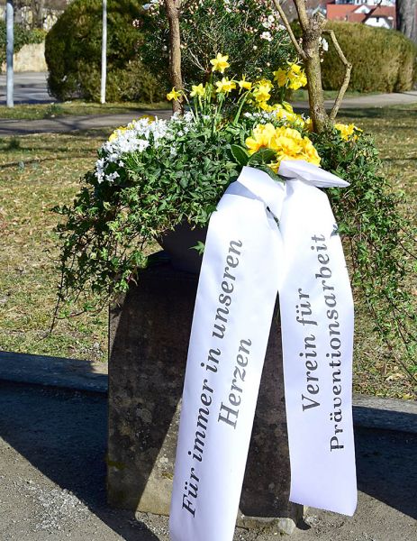 tl_files/img/netzwerk/Gedenkenonline2026.jpg tl_files/img/netzwerk/Gedenkenonline2026.jpg